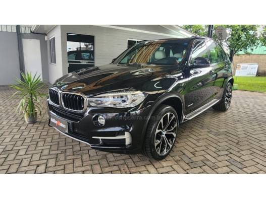 BMW - X5 - 2016/2016 - Preta - R$ 210.000,00