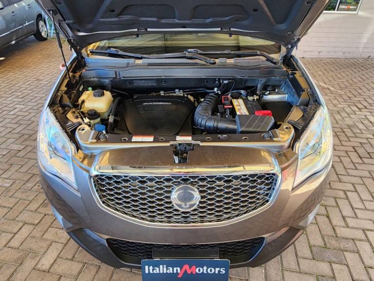SSANGYONG - KORANDO - 2012/2012 - Cinza - R$ 44.900,00