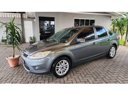 FORD - FOCUS - 2012/2012 - Cinza - R$ 39.900,00