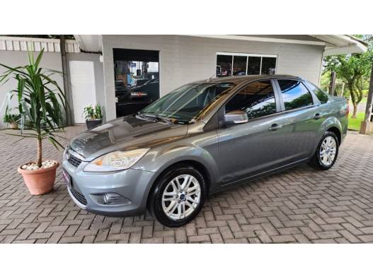 FORD - FOCUS - 2012/2012 - Cinza - R$ 39.900,00