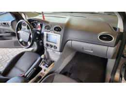 FORD - FOCUS - 2012/2012 - Cinza - R$ 39.900,00