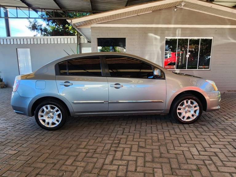 NISSAN - SENTRA - 2011/2011 - Cinza - R$ 34.900,00