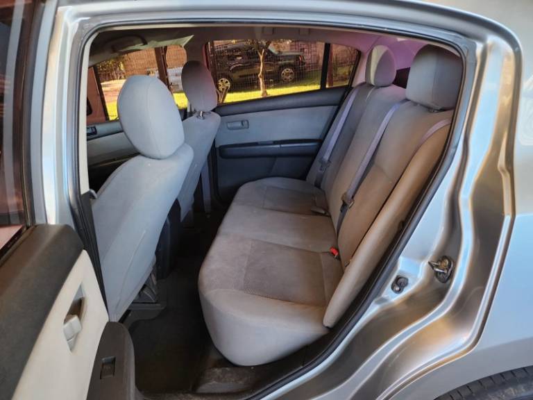 NISSAN - SENTRA - 2011/2011 - Cinza - R$ 34.900,00