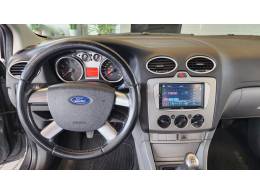 FORD - FOCUS - 2012/2012 - Cinza - R$ 39.900,00