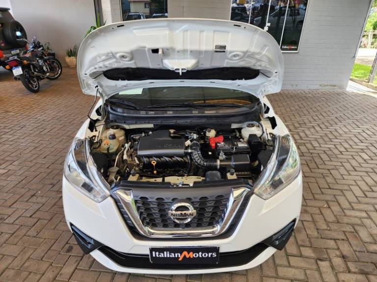 NISSAN - KICKS - 2018/2018 - Branca - R$ 89.900,00