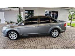 FORD - FOCUS - 2012/2012 - Cinza - R$ 39.900,00