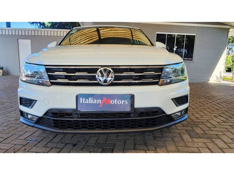VOLKSWAGEN - TIGUAN - 2018/2018 - Branca - R$ 112.900,00