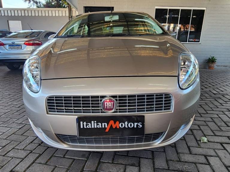 FIAT - PUNTO - 2008/2008 - Cinza - R$ 28.900,00