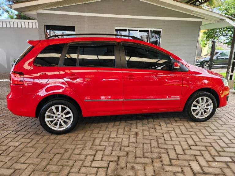 VOLKSWAGEN - SPACEFOX - 2014/2014 - Vermelha - R$ 44.900,00