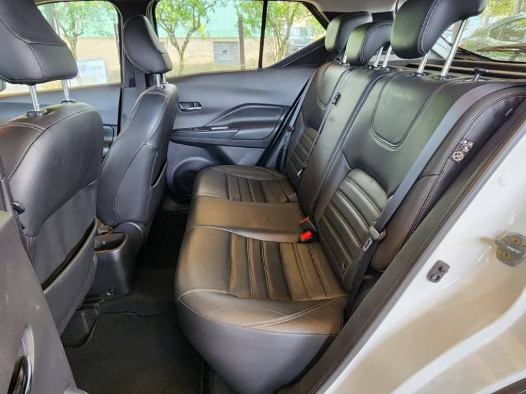 NISSAN - KICKS - 2018/2018 - Branca - R$ 89.900,00