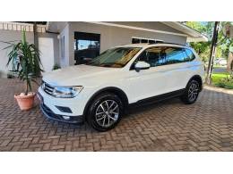 VOLKSWAGEN - TIGUAN - 2018/2018 - Branca - R$ 112.900,00